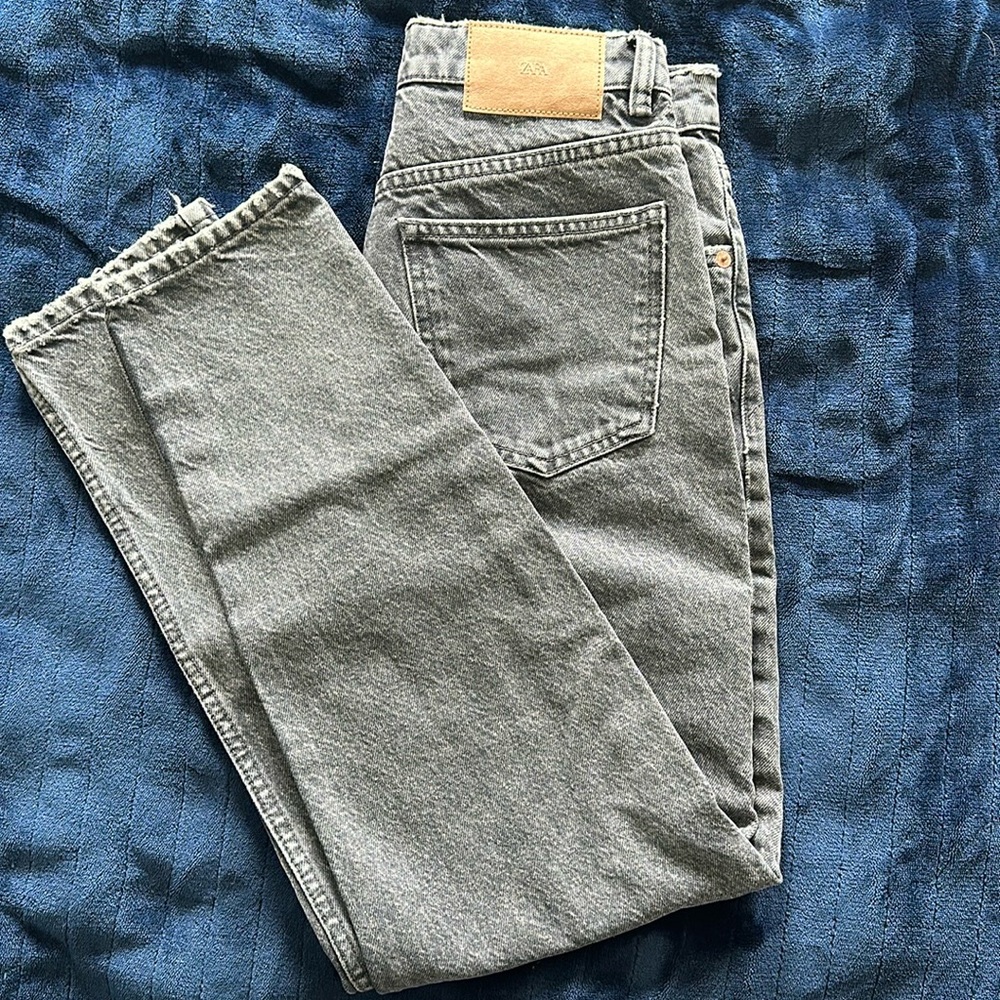 Zara size 4 mom jeans